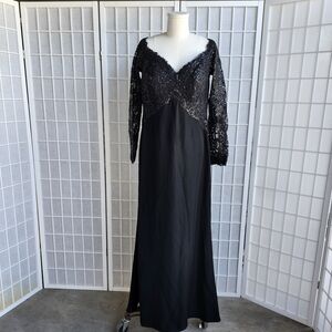 Tadashi Shoji Black Long Sleeve Gown
